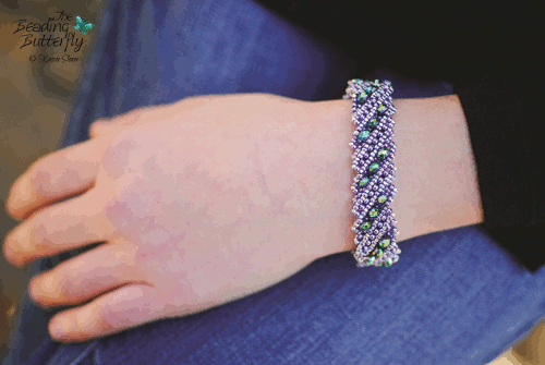 Fold Me Up Bracelet Tutorial - Diagonal Faux Right Angle Weave - Click Image to Close